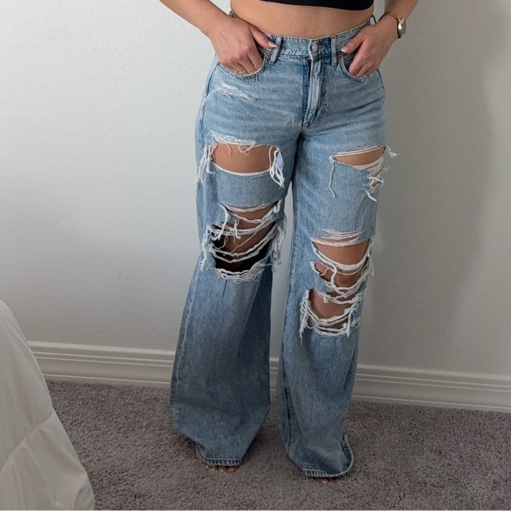 Distressed Light Blue Women's Jeans
